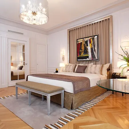 Majestic Apartments Champs Elysées Parigi Esterno foto