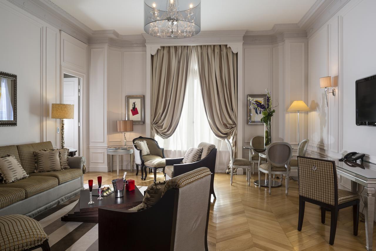 Majestic Champs Elysees Aparthotel Parijs